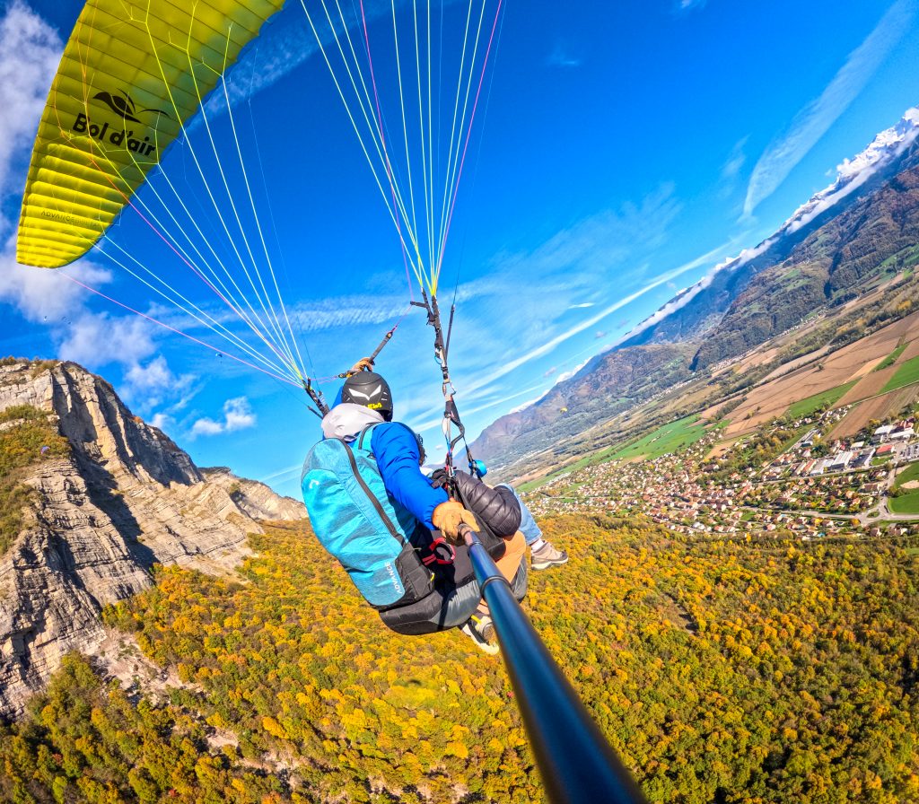 Tandem paragliding Discovery flight above Saint-Hilaire-du-Touvet, French Alps